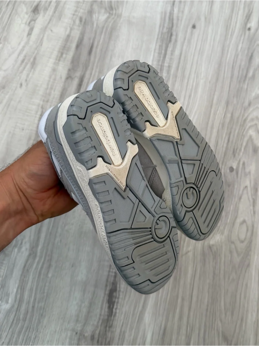 New Balance 550 Kids Sneakers 